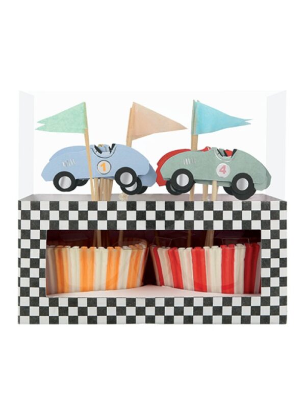 Cup Cake Kit Race Car Meri Meri, σε σχήμα αγωνιστικού αυτοκινήτου.