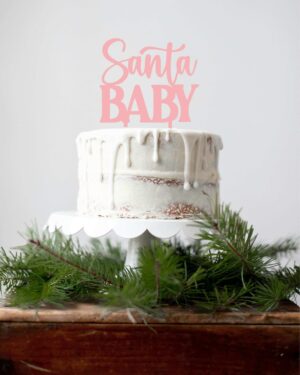 Χριστουγεννιάτικο Cake Topper Plexiglass Ροζ Santa Baby! Διακοσμήστε εύκολα και φανταστικά την τούρτα, το cake, τη βασιλόπιτα κλπ τώρα τις γιορτές!!! Τέλειο Cake Topper είτε πρόκειται για νεογέννητο, είτε για τα πρώτα γενέθλια ή απλά για να δηλώσετε ότι είστε ένα Santa baby!